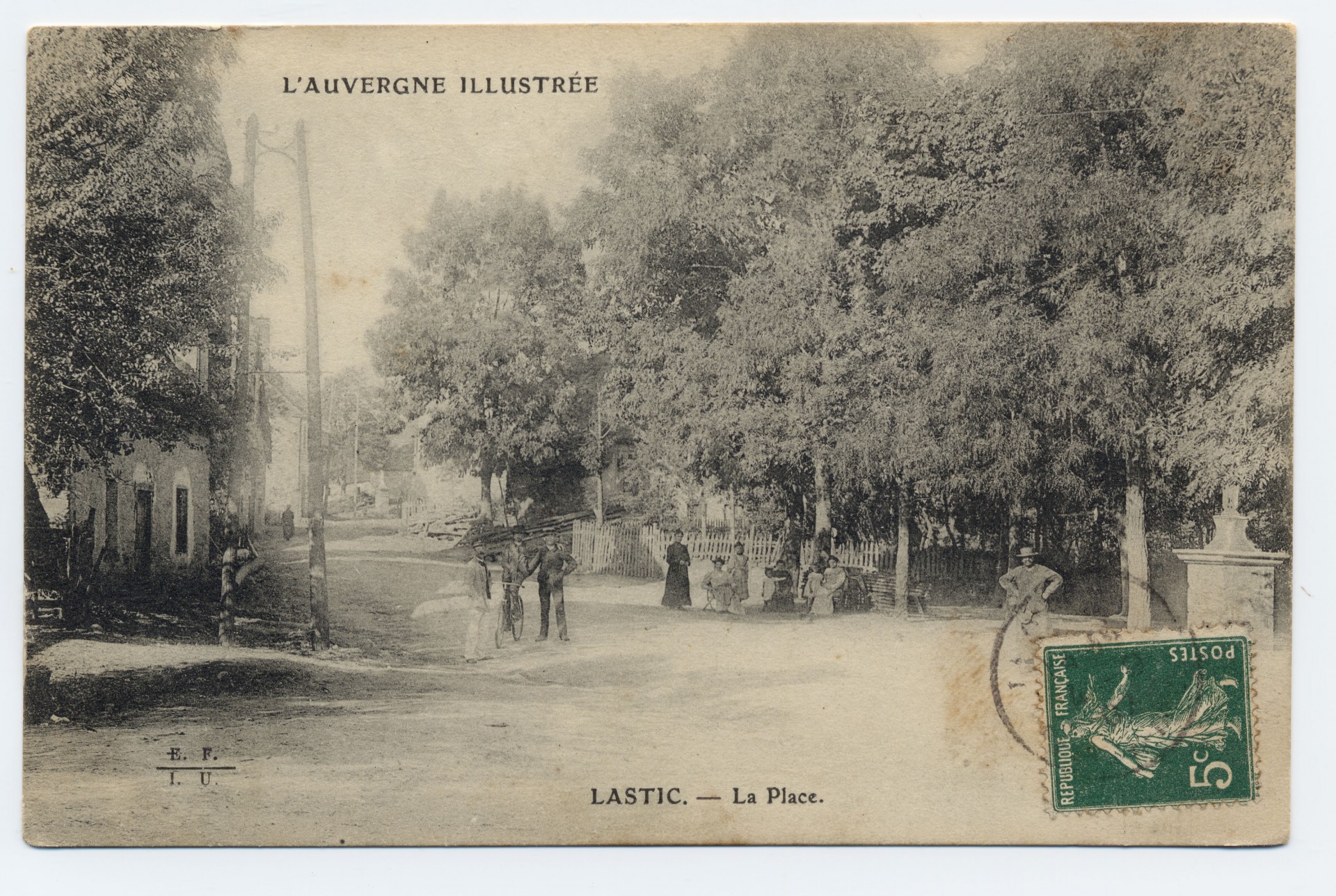 vue sur l'ancienne place